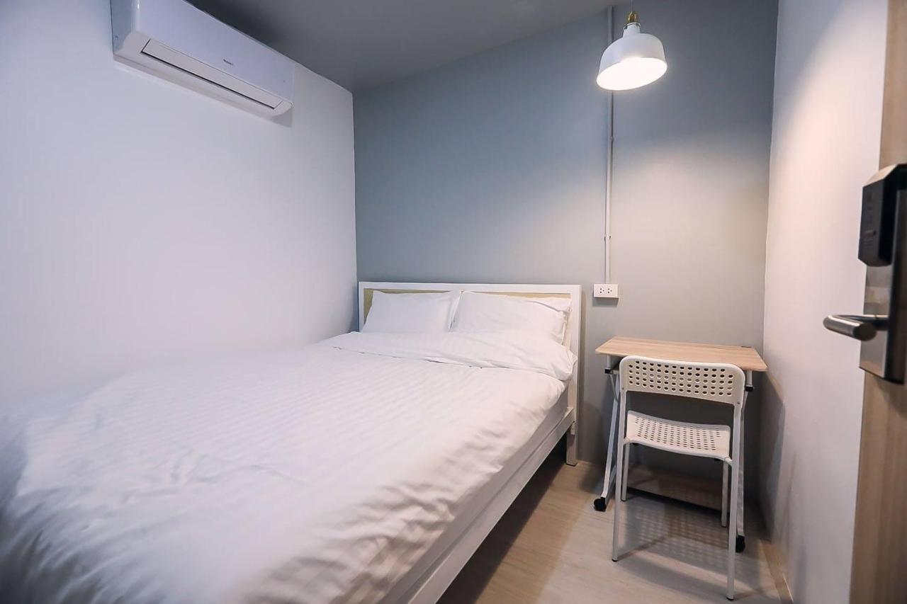 Local Time Bangkok Hostel&Cafe Εξωτερικό φωτογραφία
